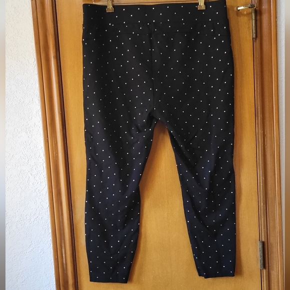 PHILOSOPHY black legging with dot embelishment - Picture 3 of 6